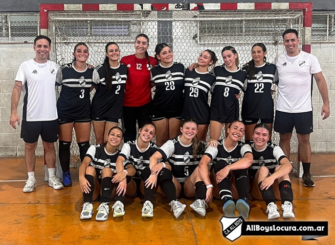 AllBoysLocura's tweet photo. Handball: Jornada amistosa de #AllBoys contra el #CEDEM en Caseros..  

Juniors: CEDEM 17 – 02 All Boys
Juveniles: CEDEM 28 – 38 All Boys 
Cadetas: CEDEM 23 – 34 All Boys 
Menores: CEDEM 20 – 28 All Boys
Infantiles: CEDEM 15 – 42 All Boys https://t.co/fPzWiW6IWa