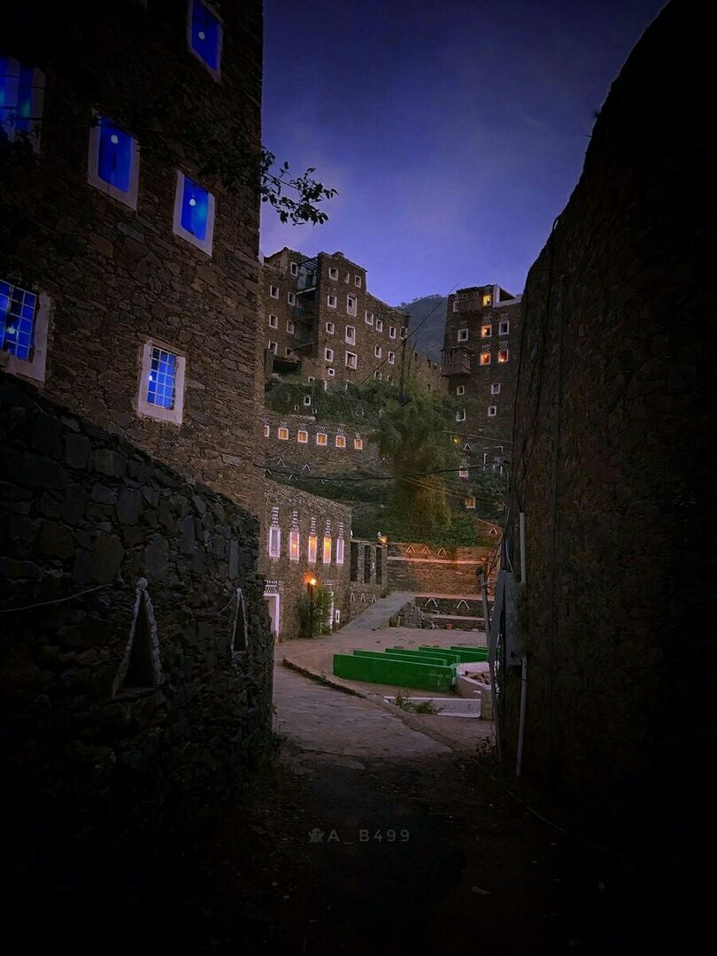 MENA Visuals tweet media