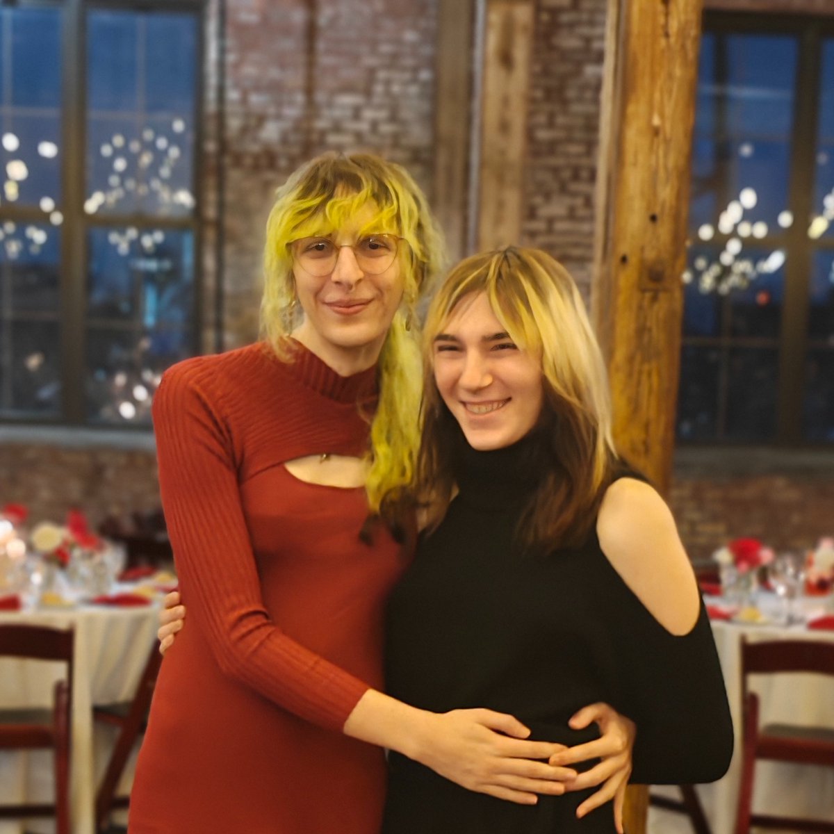 virtual girl tweet media