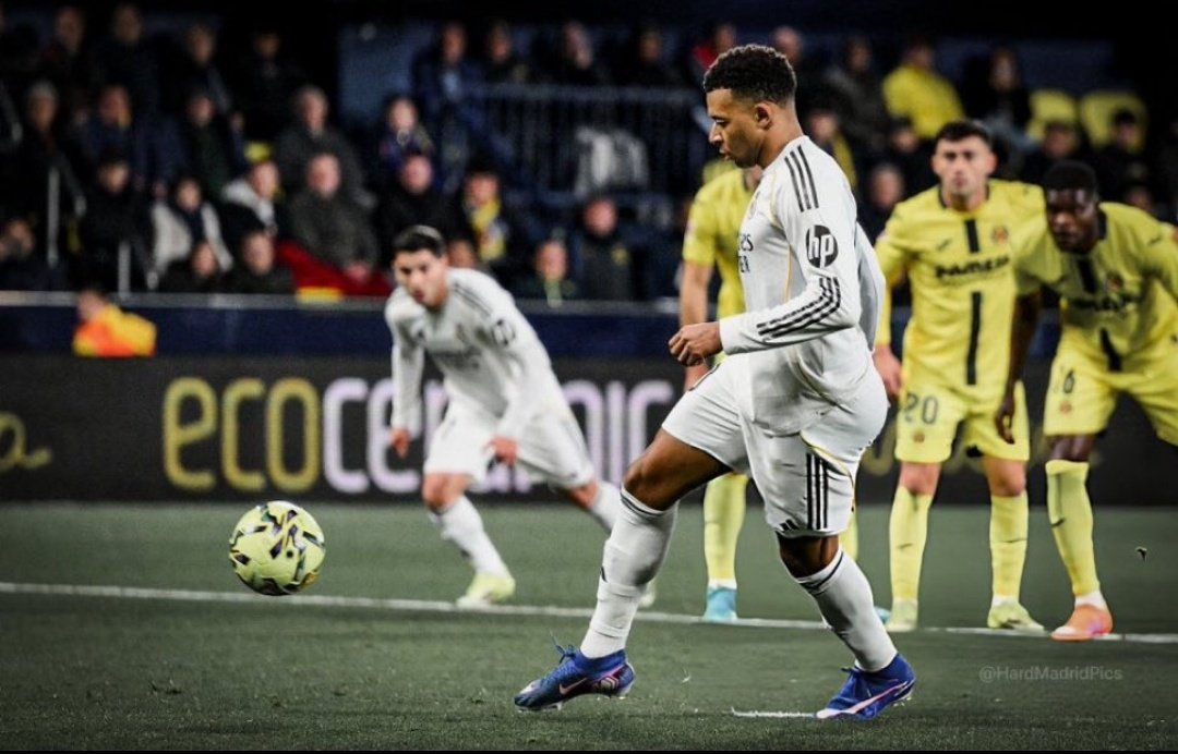 Messiah Yaniss 🇨🇵🇩🇿🇸🇳 tweet media