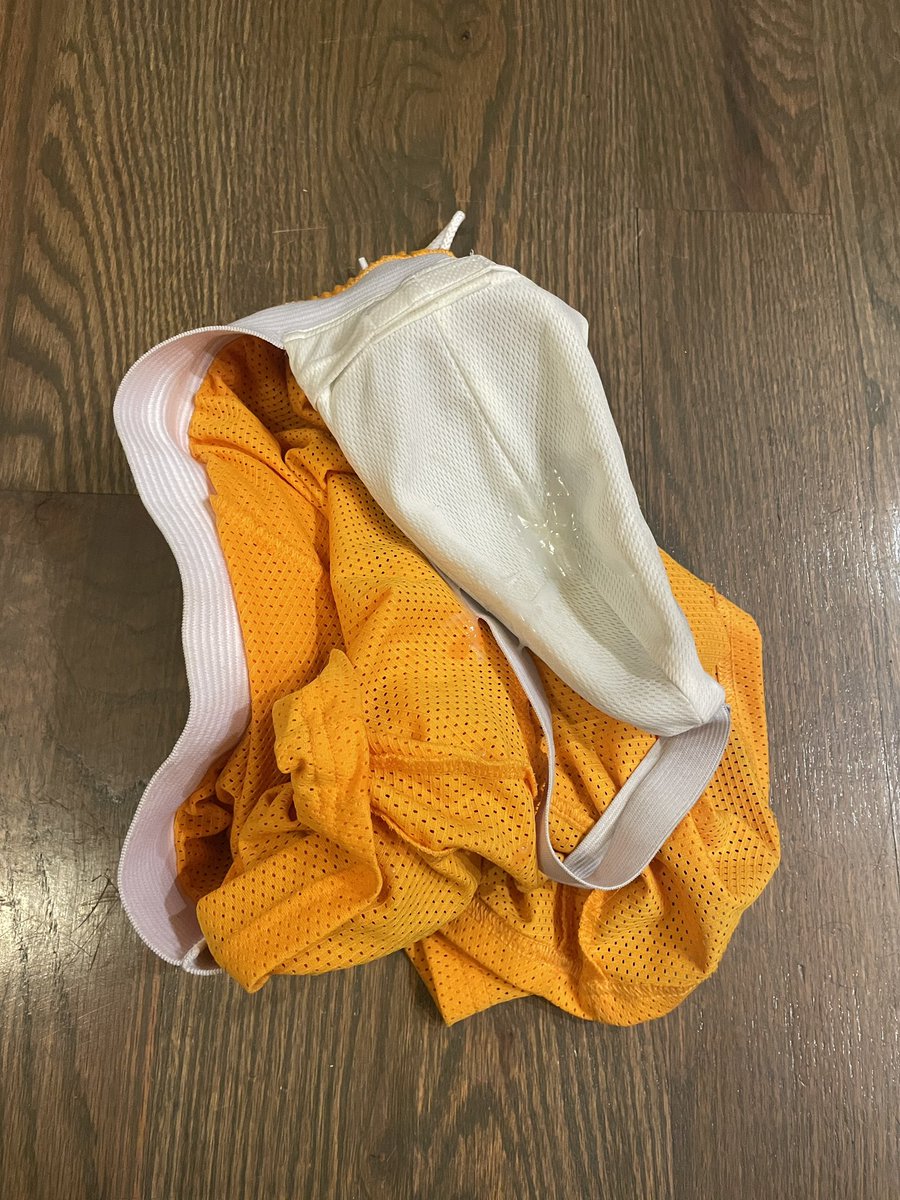 SmellyMuscleJock tweet media