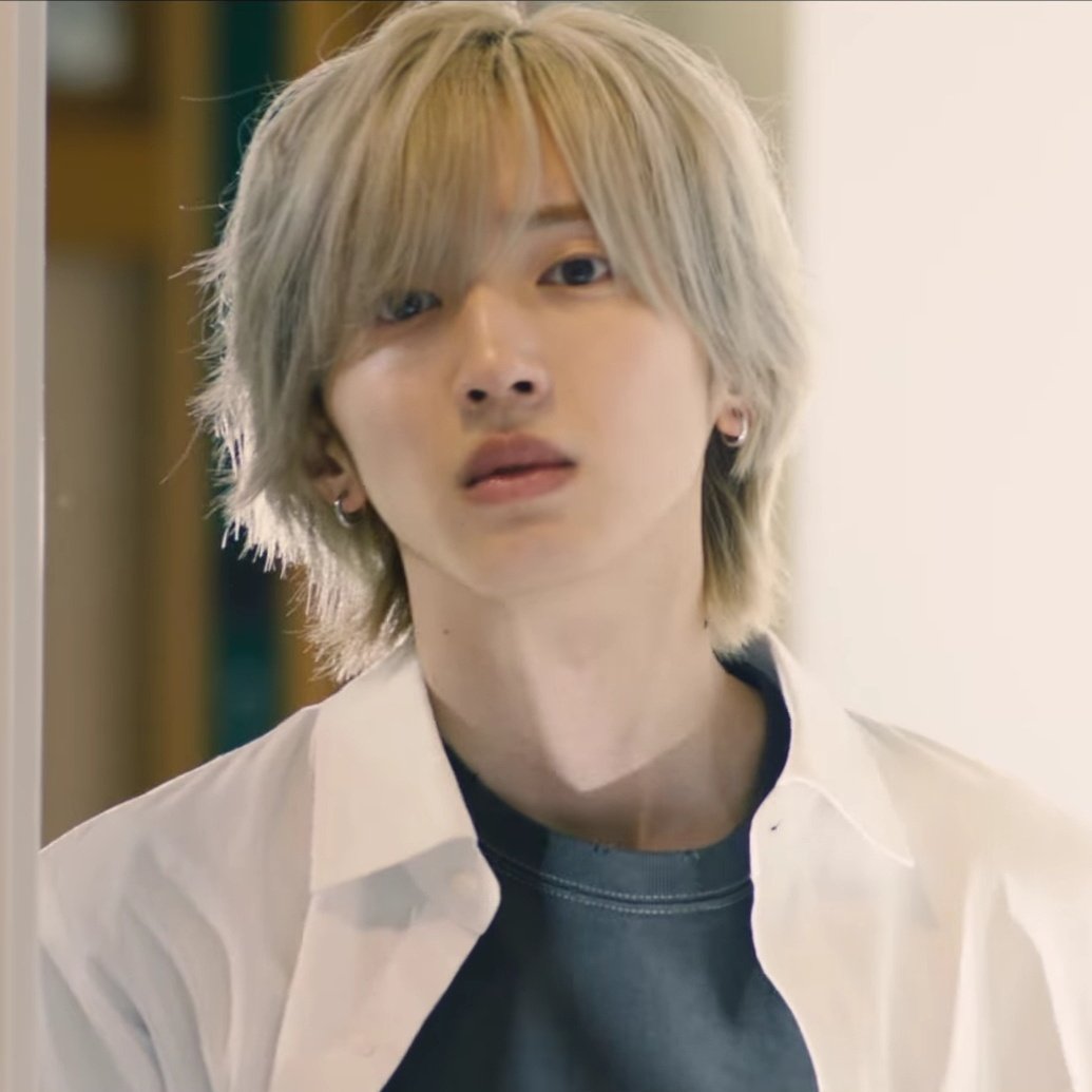 .
            manga                       real life