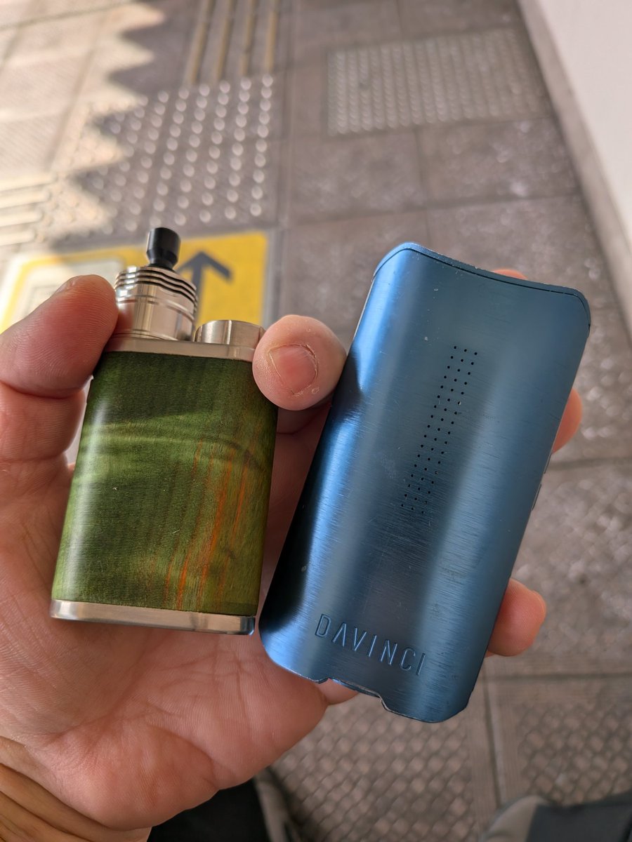 arai3539's tweet photo. ้ป่ป้
ๅปถ
#vape #vaporizer #eleaf #davincivaporizer https://t.co/vvTtDyuqf8