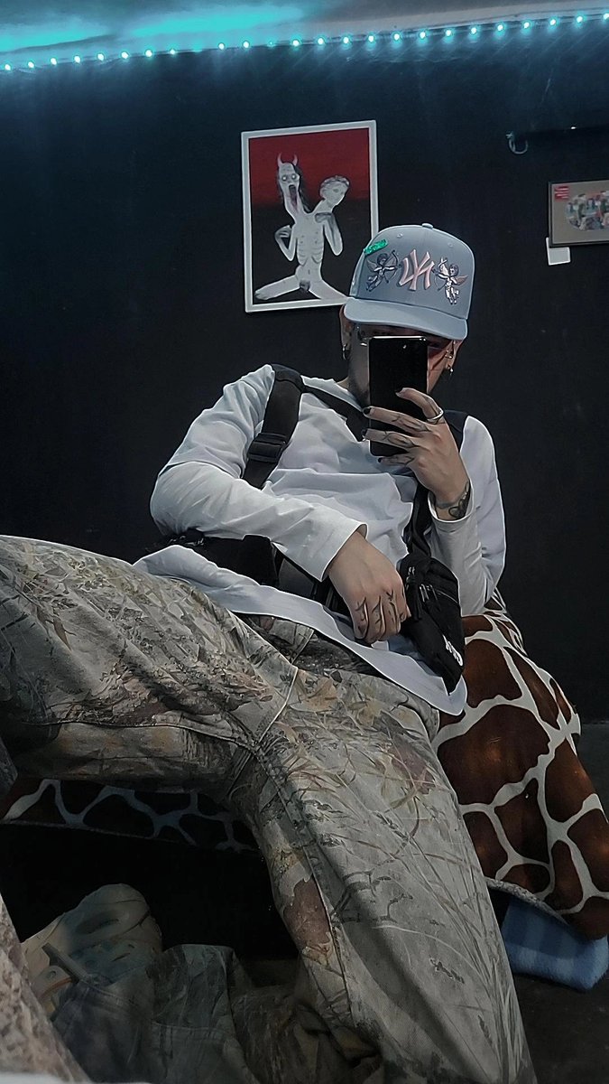 thexctivist tweet media