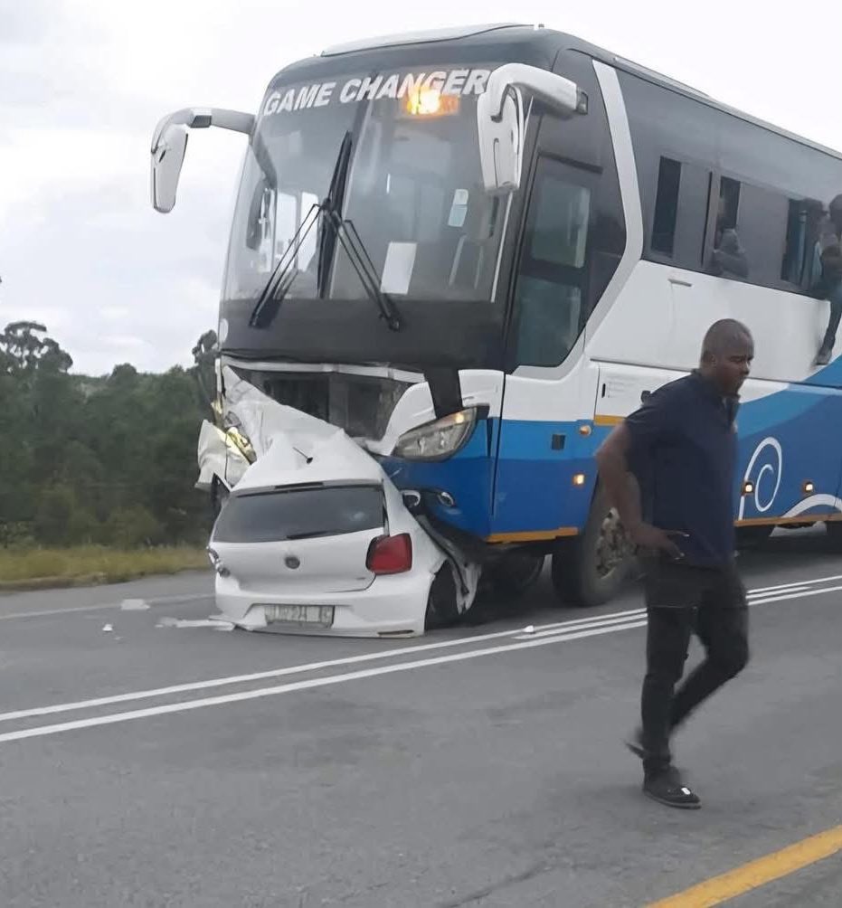 Man’s NOT Barry Roux tweet media