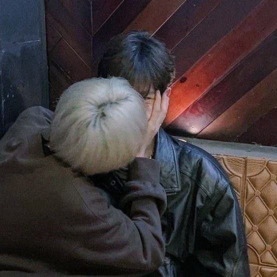 ️️ ‎ؘ (@akseratulis) on Twitter photo 