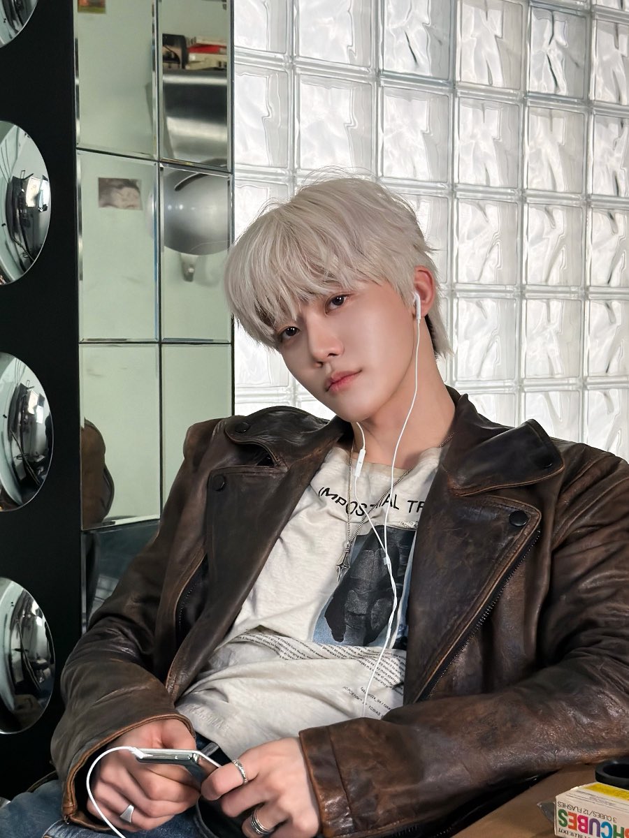 NCT tweet media