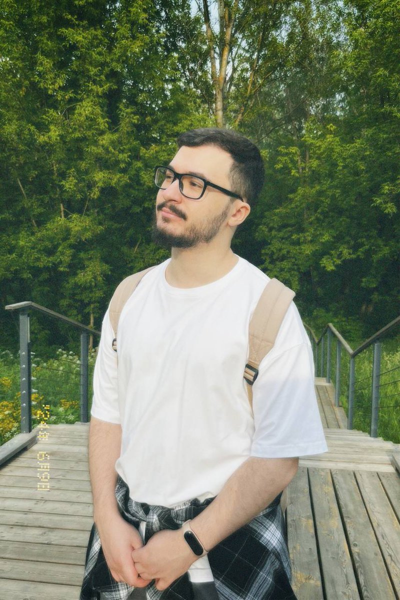 in_da_tresh's tweet photo. Ищу работу! Буду рад ретвитам ❤️
Меня зовут Ваня, 8 лет я работаю монтажёром. Сейчас делаю кучу подкастов, тиктоков, видео и, например, такие эссе: https://t.co/SGg7qZoldP. 
Если вам или вашим знакомым нужен монтажёр: тг @in_da_tresh 
p.s. на видео на английском языке скидка!!! https://t.co/W4TBLdw8JR