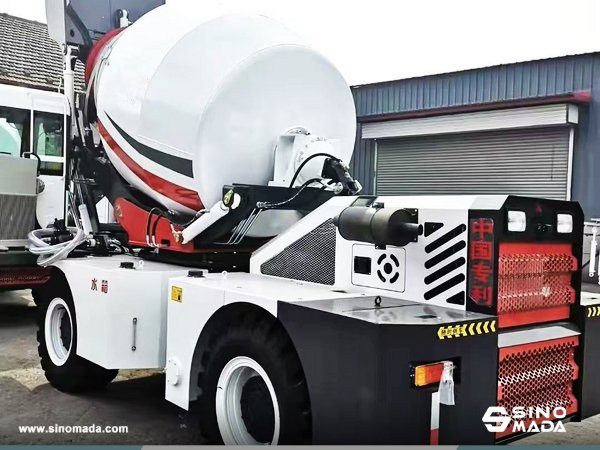 Sinomadacn's tweet photo. SINOMADA exported 2 LUZUN JBC5500 self-loading concrete mixers to Guatemala 🇬🇹🚚3.5m³ concrete output ⚙️
85kW (116HP) engine power 💪
Max pressure 16MPa for efficient mixing 🏗️
📧export@sinomada.com
#SINOMADA #ConcreteMixer #LUZUN #ConstructionMachinery #Guatemala https://t.co/wKQk7BHgaw