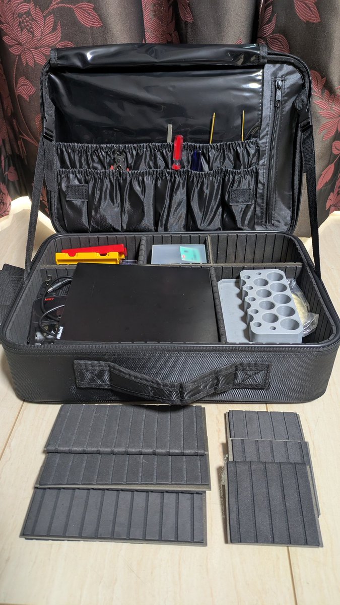 taitopapa34's tweet image. ハードケースパーツバッグLを使ってますが、メイン収納部には工具差しもあり、表面を開けると小物や取説なんかを収納できる所もあって、我が家では大活躍しております☺️
#Tworks