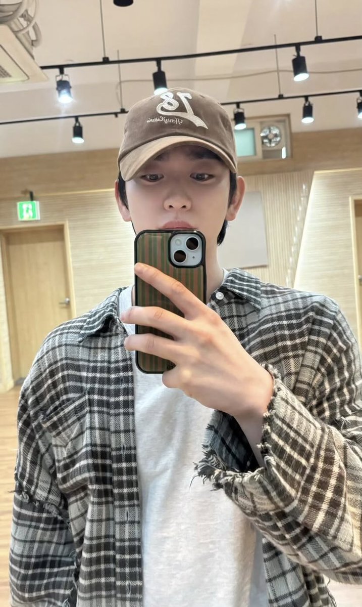 M93_J94 📝🧡 tweet media
