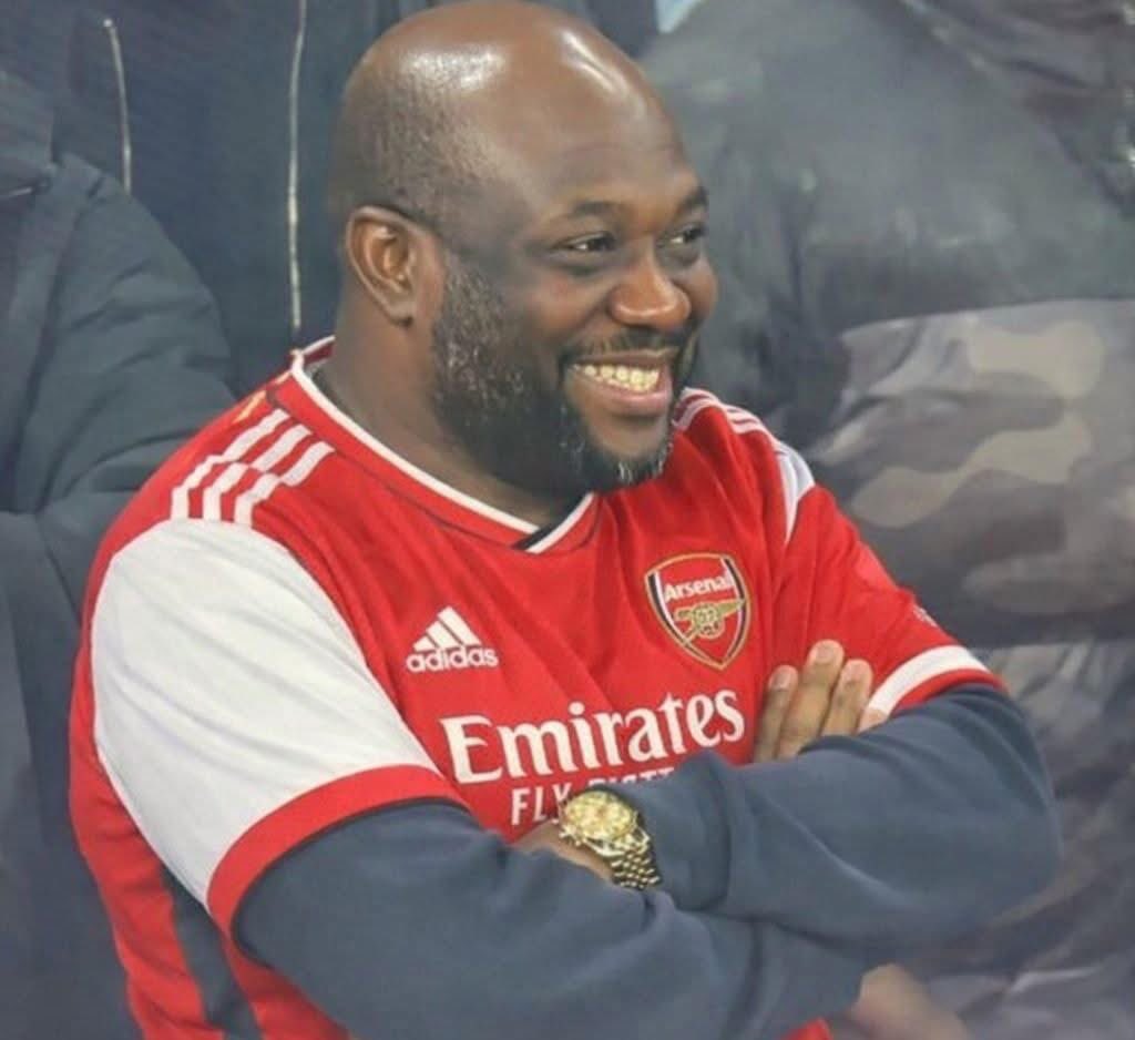 ARSENAL FANS WHEN WE REMEMBER WE ARE SEATING AT IST  POSITION IN THE EPL TABLE 
ALREADY QUALIFIED FOR CARABO CUP FINAL 
MADE IT TO FA CUP QUARTER FINALS 
MADE IT TO CHAMPION LEAGUE ROUND OFF 16
GIVE THIS TWEET A REPOST 
PLEASE FOLLOW ME AND I WILL FOLLOW BACK ASAP