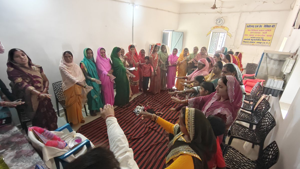 Celebrating Jal Utsav Fortnight on International Women’s Day Under JJM, Jal Arpan Diwas and Jal Utsav Fortnight were organized at Gram Pali, District Mahasamund
#InternationalWomensDay #JalSankalp
<a href="/jaljeevan_/">Jal Jeevan Mission- #JalMahotsav2026 #HarGharJal</a> <a href="/DoWRRDGR_MoJS/">Ministry of Jal Shakti, DoWR, RD&GR, GoI</a> <a href="/jjmchhattisgarh/">Jal Jeevan Mission, Chhattisgarh</a> <a href="/MahasamundDist/">Mahasamund</a> <a href="/ChhattisgarhCMO/">CMO Chhattisgarh</a>