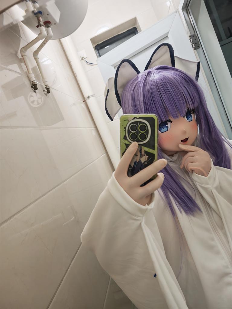本木 tweet media