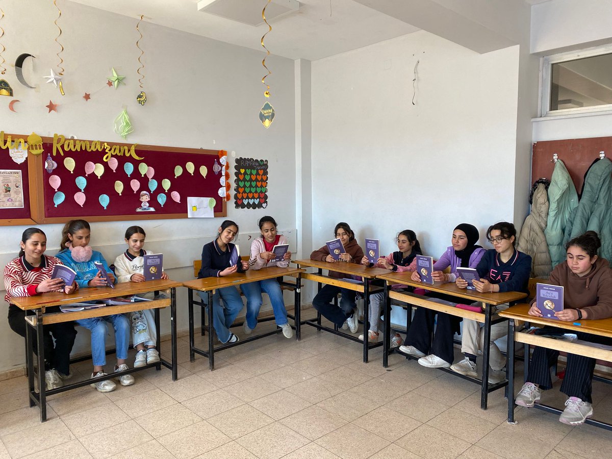 Oku-Yorum Projesi kapsamında şubat ayında belirlediğimiz "Ay'a Yolculuk" kitabını okuyup değerlendirmemizi yaptık.
<a href="/Diyarbakirmem/">Diyarbakır İl Millî Eğitim Müdürlüğü</a> 
<a href="/CermikMEM/">Çermik Milli Eğitim Müdürlüğü</a> 
<a href="/muratbozdogan21/">Bozdoğan Murat</a>