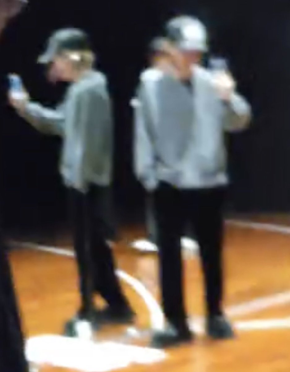 thvchapters's tweet image. does anyone thinks this might be jimin? I know, he’s not every blond person in the world but 😭