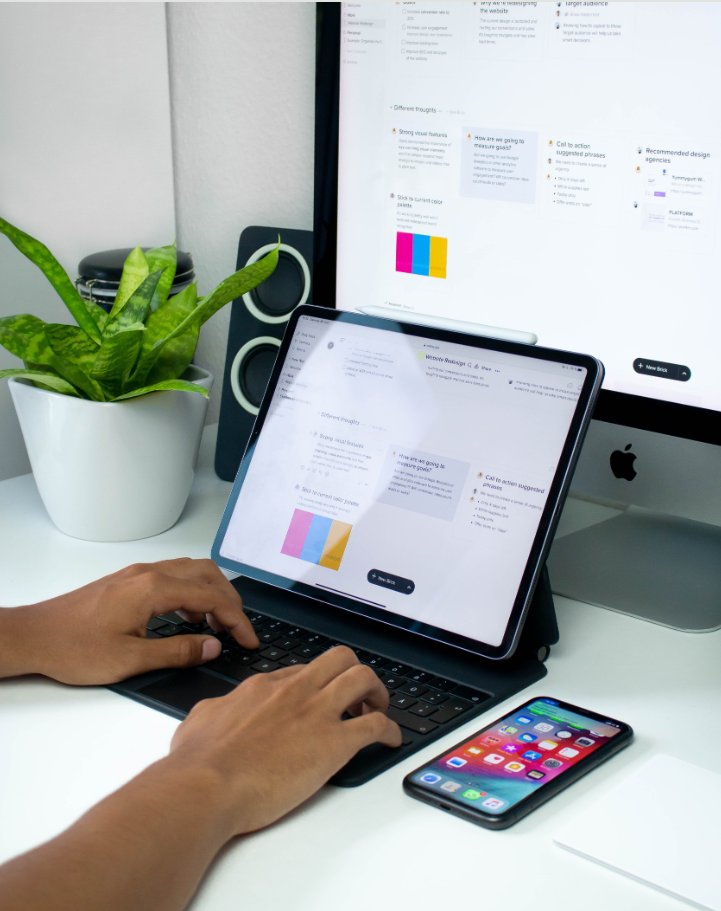 AxioCode's tweet image. Les utilisateurs privilégient les #applications mobiles aux sites web mobiles 🤓

Vous trouverez ici 👉 cutt.ly/5rx5y4KS 👈 les 10 bénéfices d’avoir une #application plutôt qu’un #siteweb