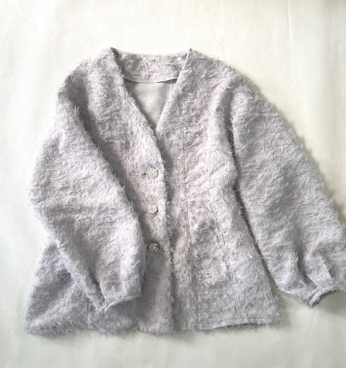 ___purabloom___'s tweet photo. 大人服❣️
少し毛足のあるジャガード生地でカーディガン作ったよ！

後ろにベルトがついててウエストが絞ったシルエットになるから前からも横からもめちゃかわいい

お気に入りすぎてすでにヘビロテしている🥳 https://t.co/qTOPW3VUZZ