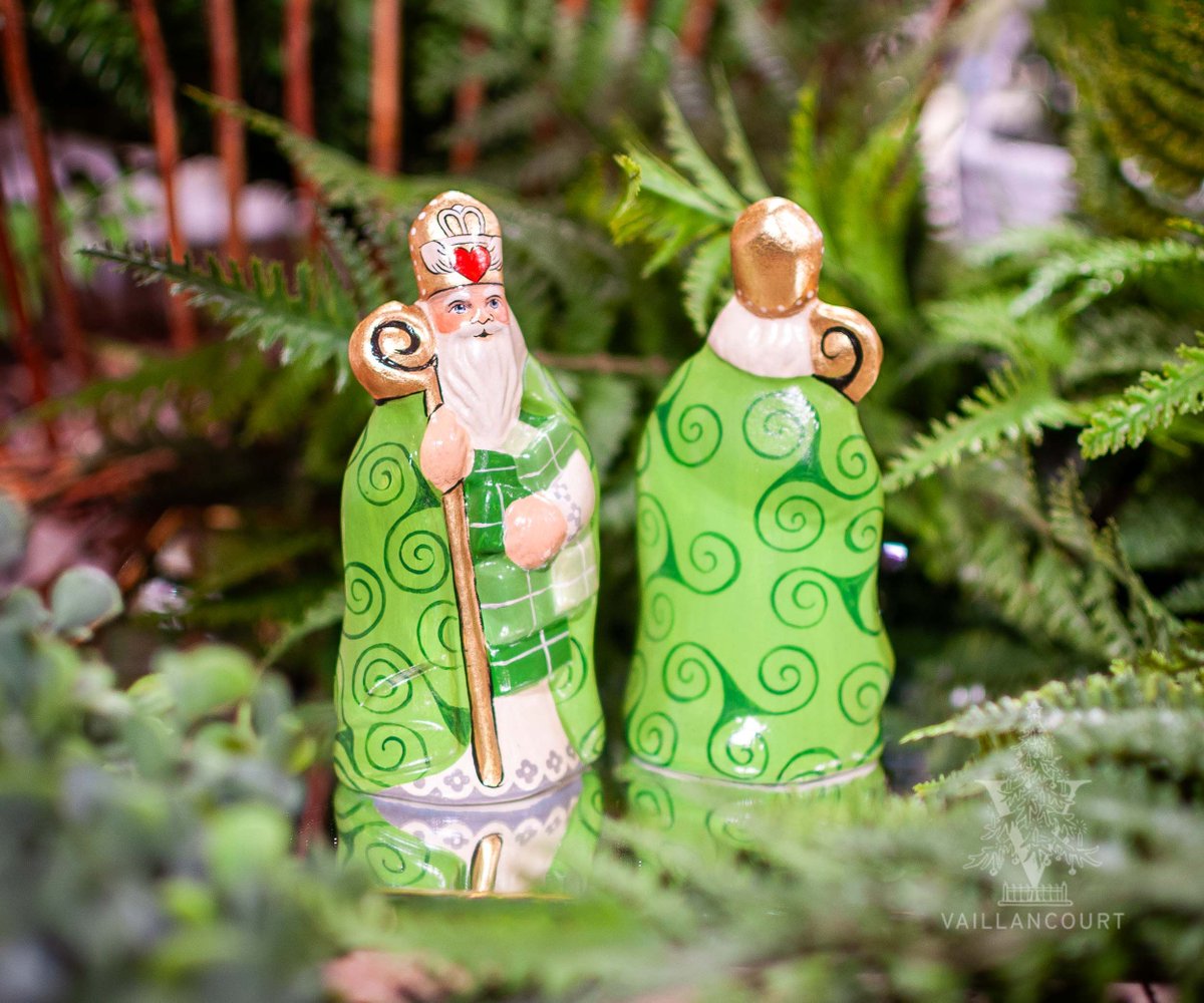 Vaillancourt Folk Art tweet media