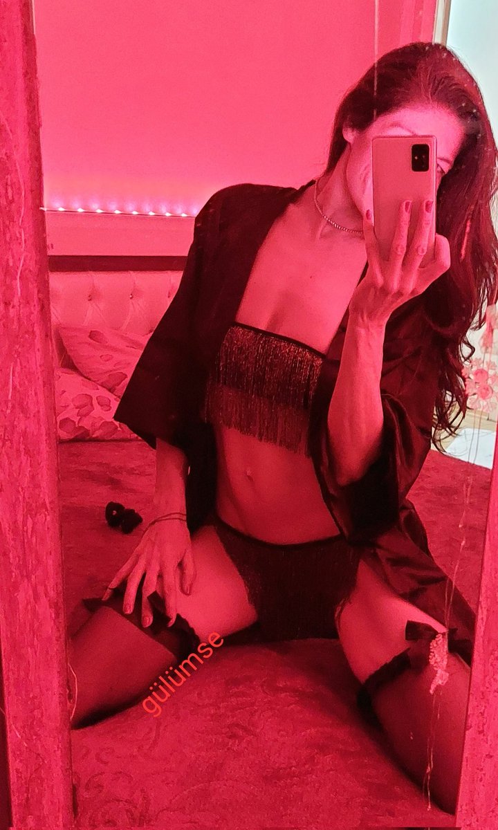 Gülümse😊🙃🥰🤔🤩💋💋 tweet media