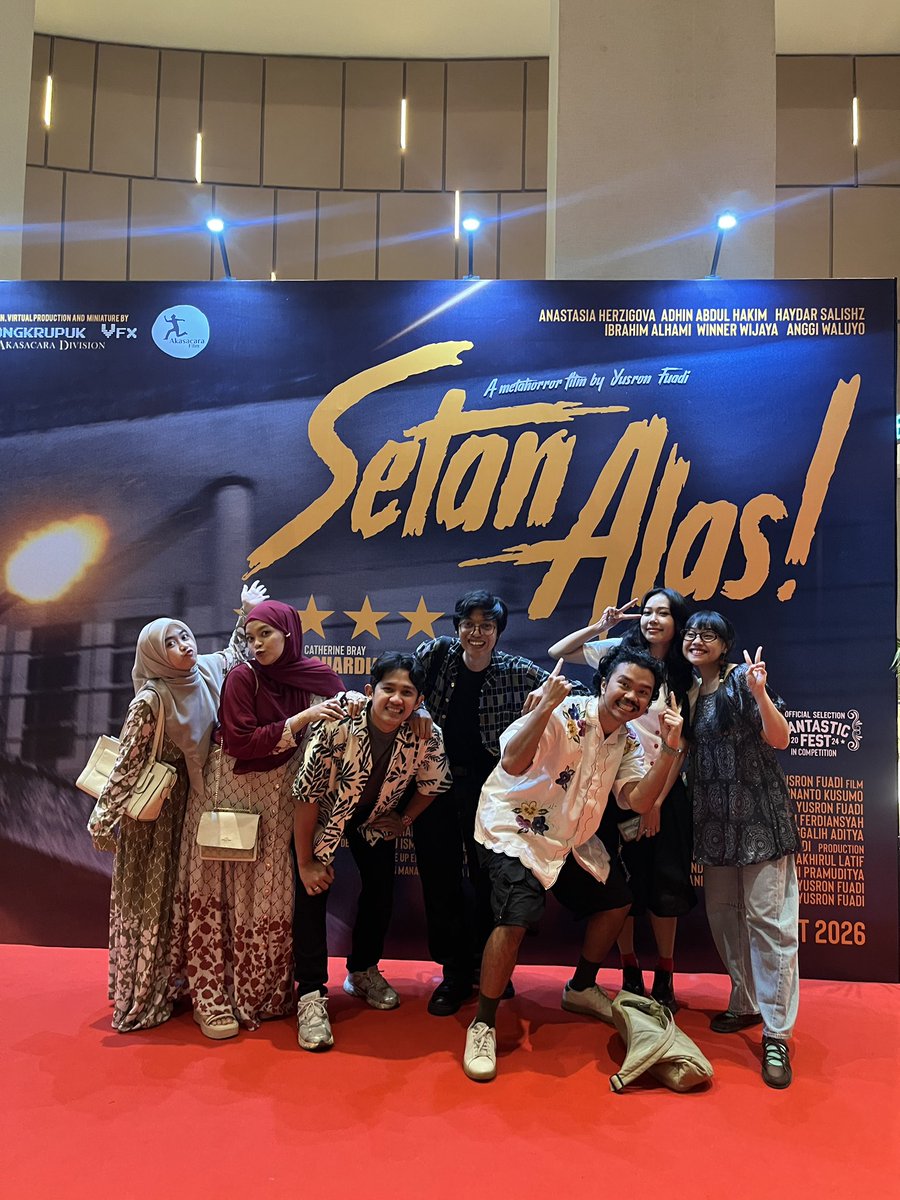 TINGGAL MENINGGAL tweet media