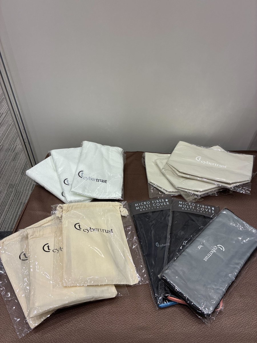 みらくるちゃん & あるまちゃん【MIRACLE LINUX ＆ AlmaLinux】 tweet media