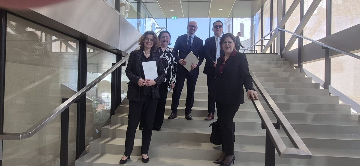 Derya Gurses Tarbuck tweet media