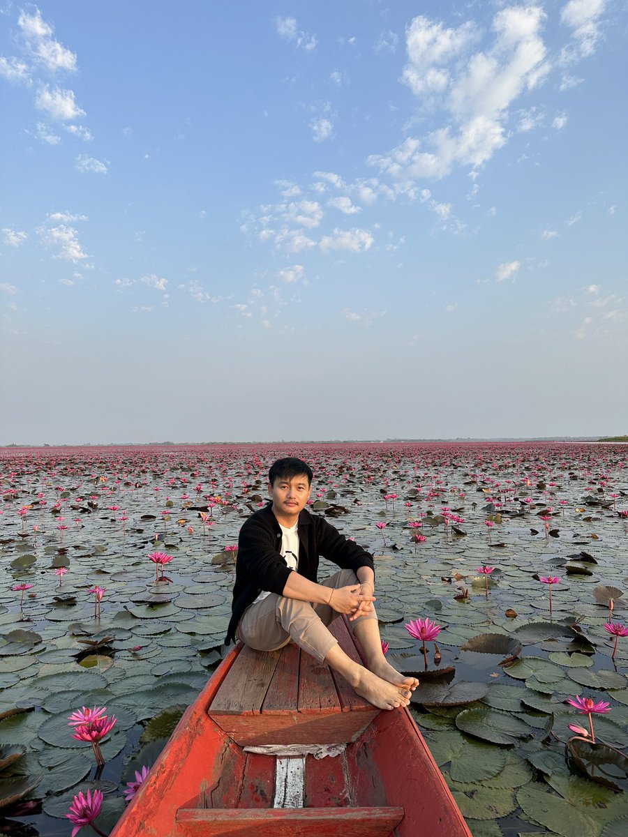 watsinp's tweet photo. ทะเลบัวแดง #Udonthani #อุดรธานี #อุดร https://t.co/dooD9DvTOX