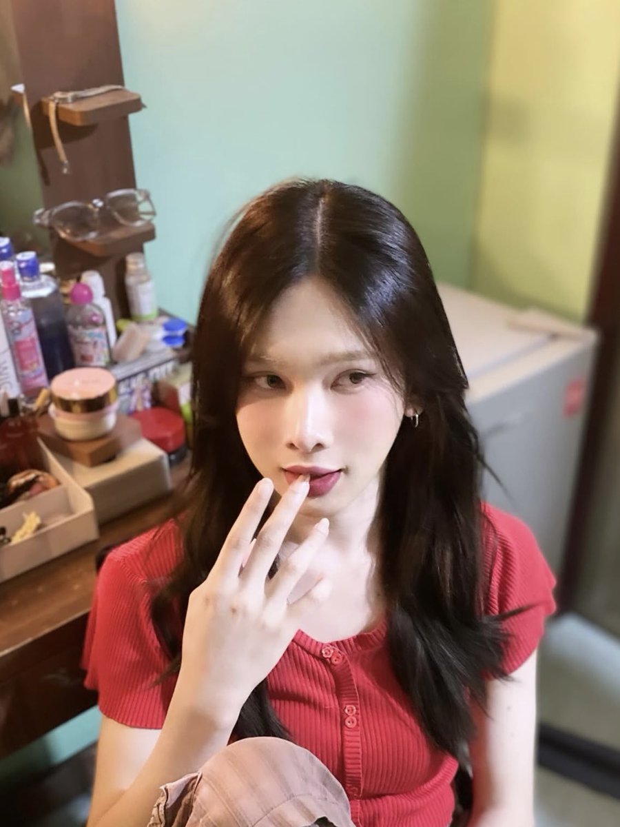 oonggg_'s tweet photo. IG.                                    X. https://t.co/vtinwCaBxA