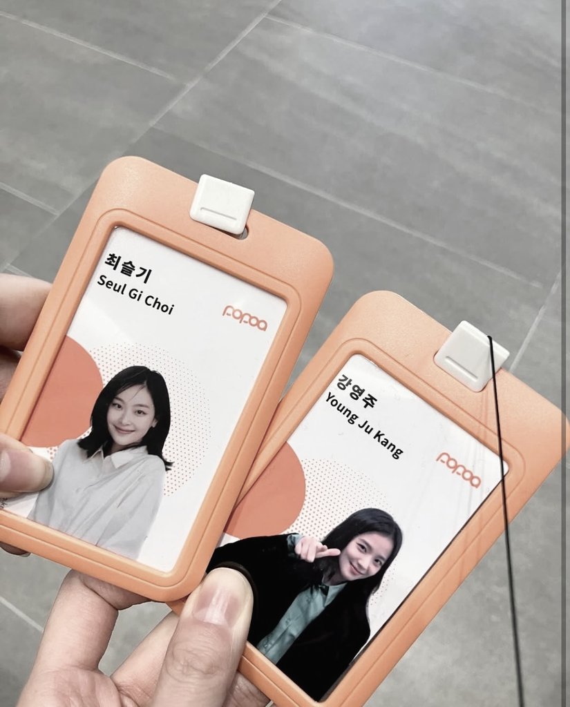 choiheejim's tweet photo. reunited for the third times, with jisoo unnie. after the https://t.co/Ag4fjn1zn8 we comes up for 𝑩𝒐𝒚𝒇𝒓𝒊𝒆𝒏𝒅 𝑶𝒏 𝑫𝒆𝒎𝒂𝒏𝒅. {@sowyaaa___} https://t.co/kZpjeGvJhm