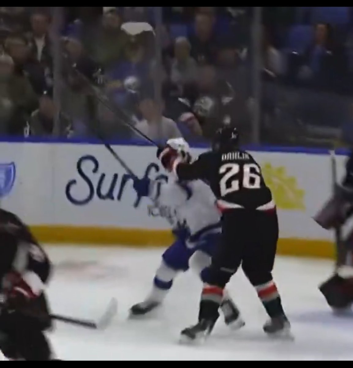 risK🇨🇦 tweet media