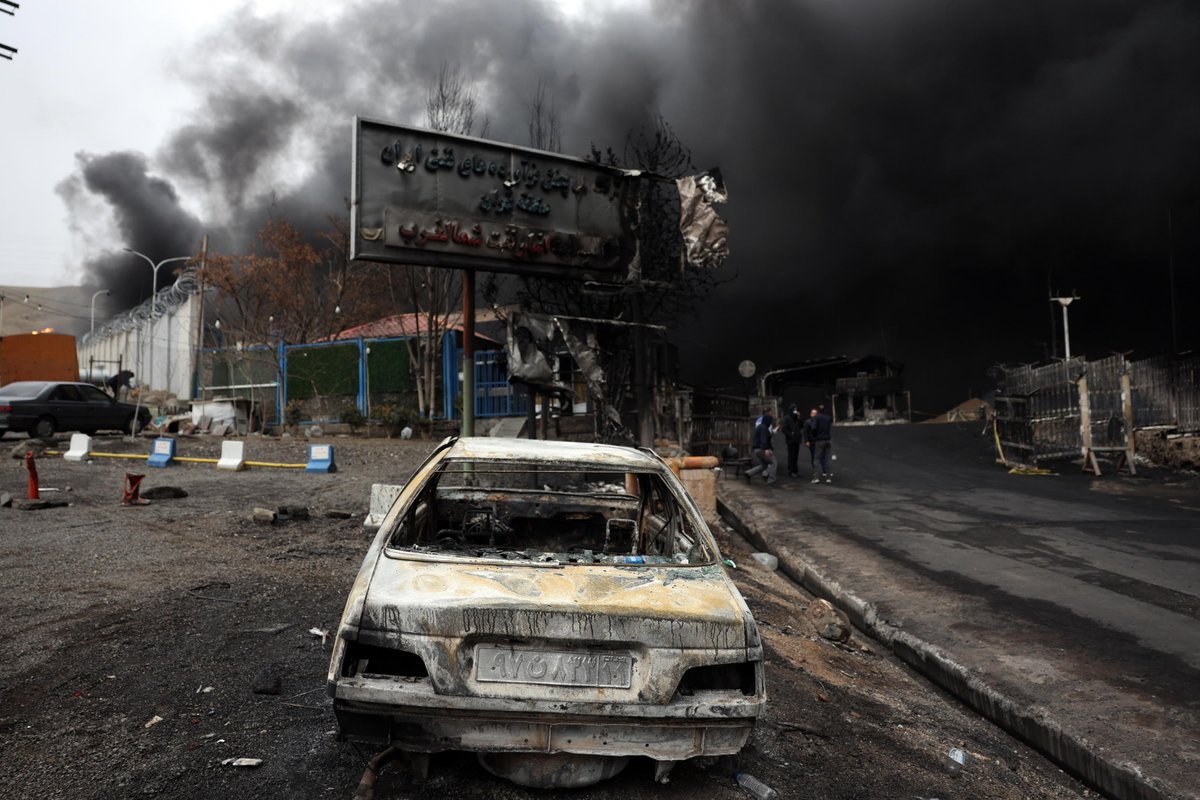 RaiTre's tweet photo. Il conflitto nel Golfo continua senza sosta. Iran: la nuova guida suprema è Mojtaba Khamenei.
Ne parliamo con #AldoCazzullo @Italo_Bocchino #FrancescoSemprini #RobertoCapobianco @Paolo9961 #SandroIacometti @3filetti
#ReStart @AnnalisaBruchi: 09:45 #Rai3 https://t.co/etckioiKhC