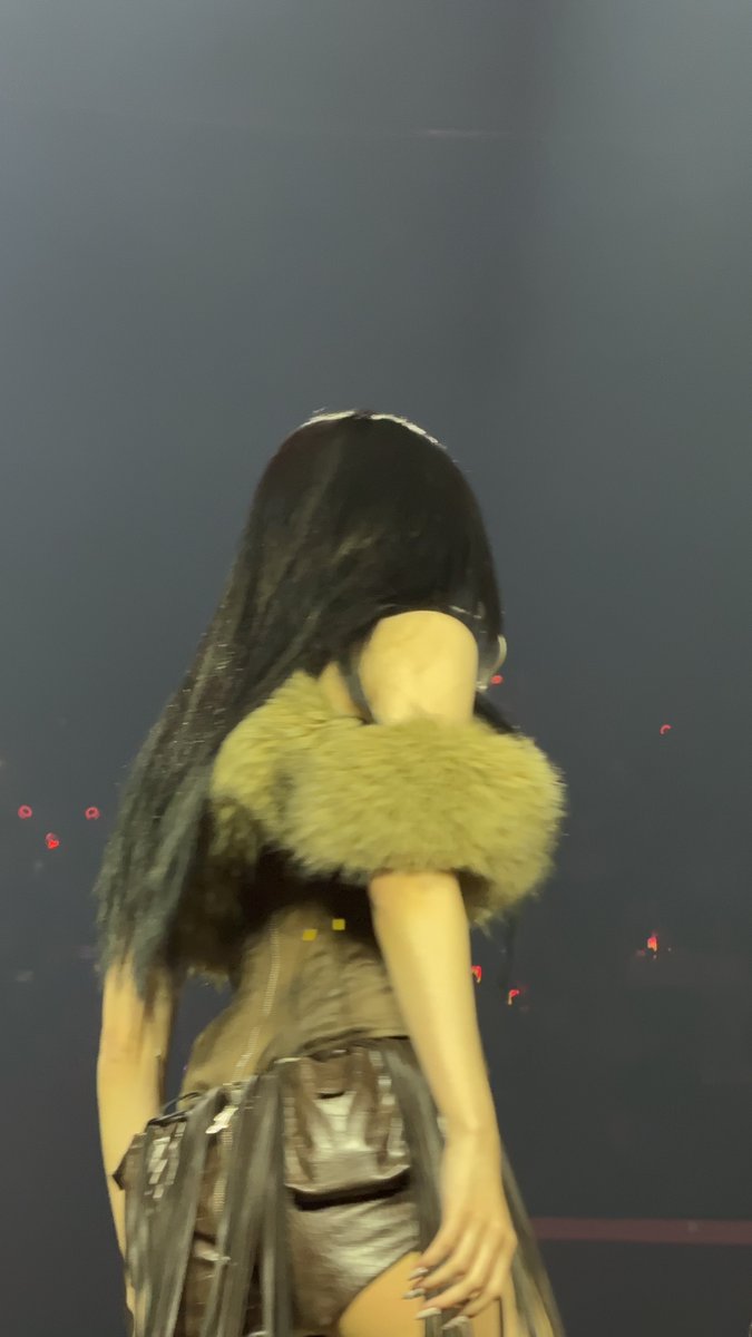 iv1nc's tweet photo. MINA

#TWICE   #트와이스 #TWICE_THISISFOR_WORLD_TOUR_IN_HAMILTON  #TWICE_THISISFOR_WORLD_TOUR https://t.co/9svCOKZGyg