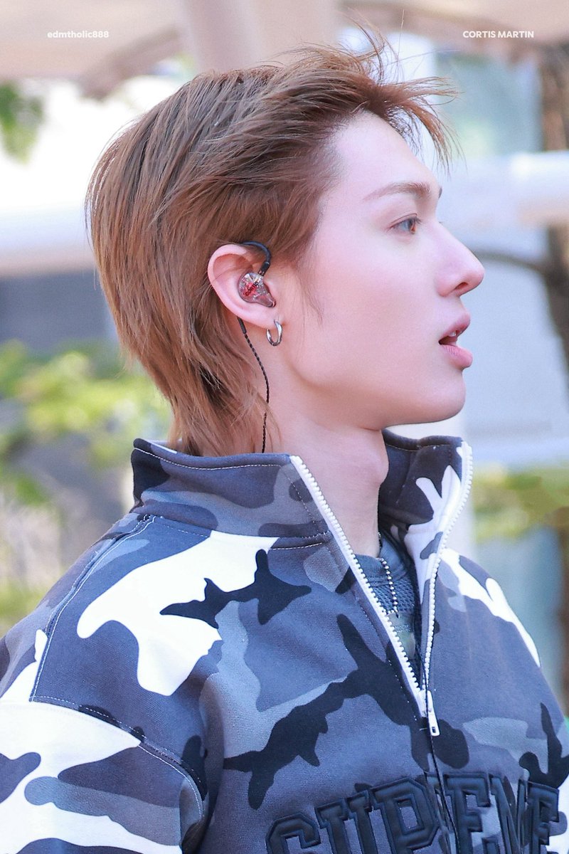 edmtholic888 tweet media