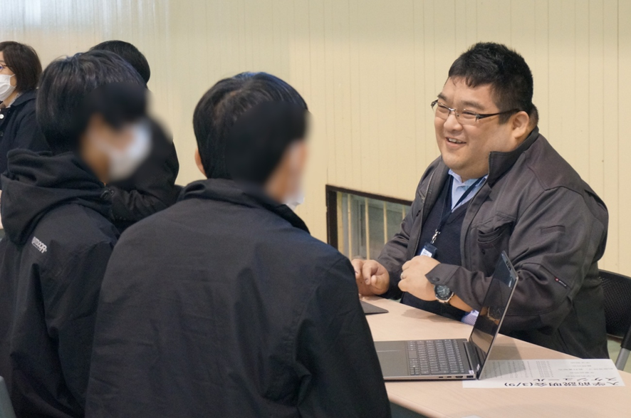 toba_kosen's tweet photo. 2026/3/9
令和8年4月鳥羽商船高等専門学校に入学する
中学生のために
📚入学前説明会
👔制服・靴の採寸
📖教科書の配布
💬入学前相談会
を実施しました😊

新年度に向けて
少しずつ準備が始まっています⚓️🌸

#高専 #鳥羽商船高専 #入学 https://t.co/2g27WuTIFD