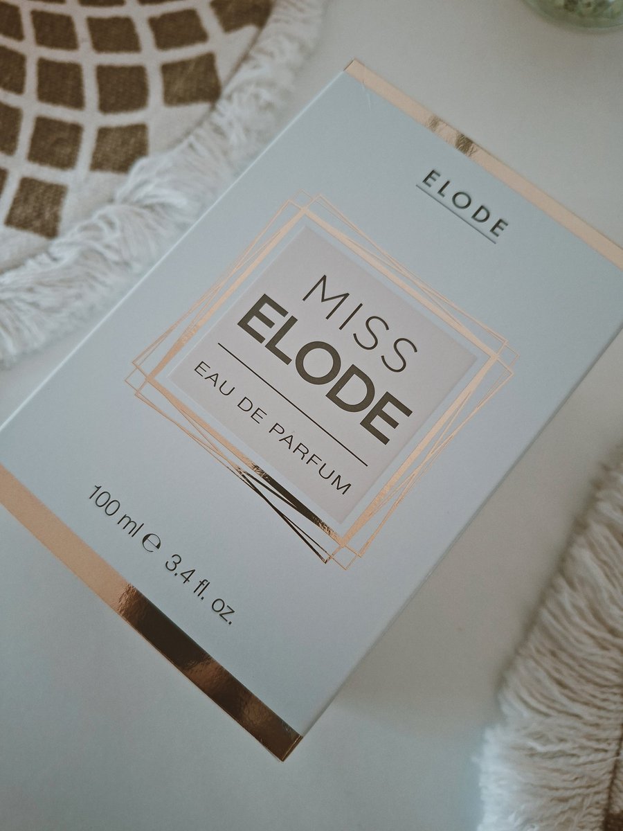 fatimabakovic's tweet image. Novi parfem mirisna nota mu je za desetku. 🌸💗
Hvala Ajni #tezza #mart #8Mart