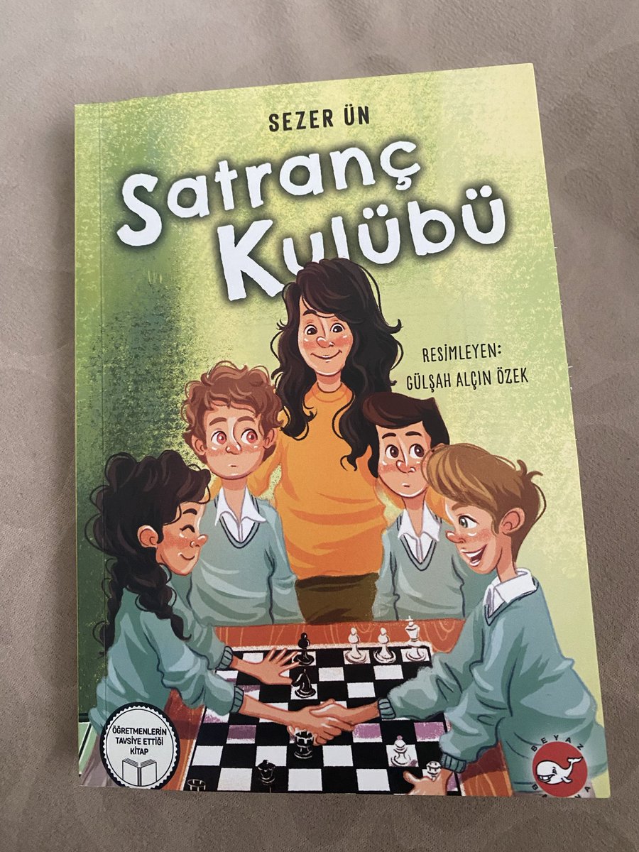 azmikelesoglu's tweet photo. Satrançı seven çocuklar bu kitabı da sevecek ☺️#kitap #satranç #chess https://t.co/4bBpTSj20z
