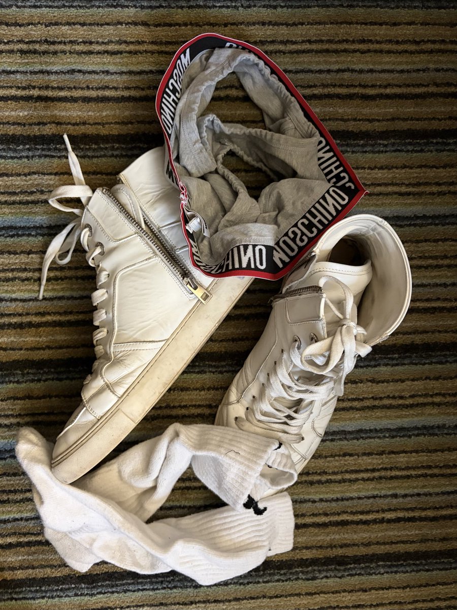 Blue Nights tweet media