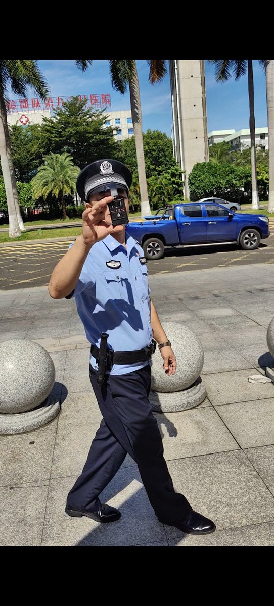 Виталя tweet media