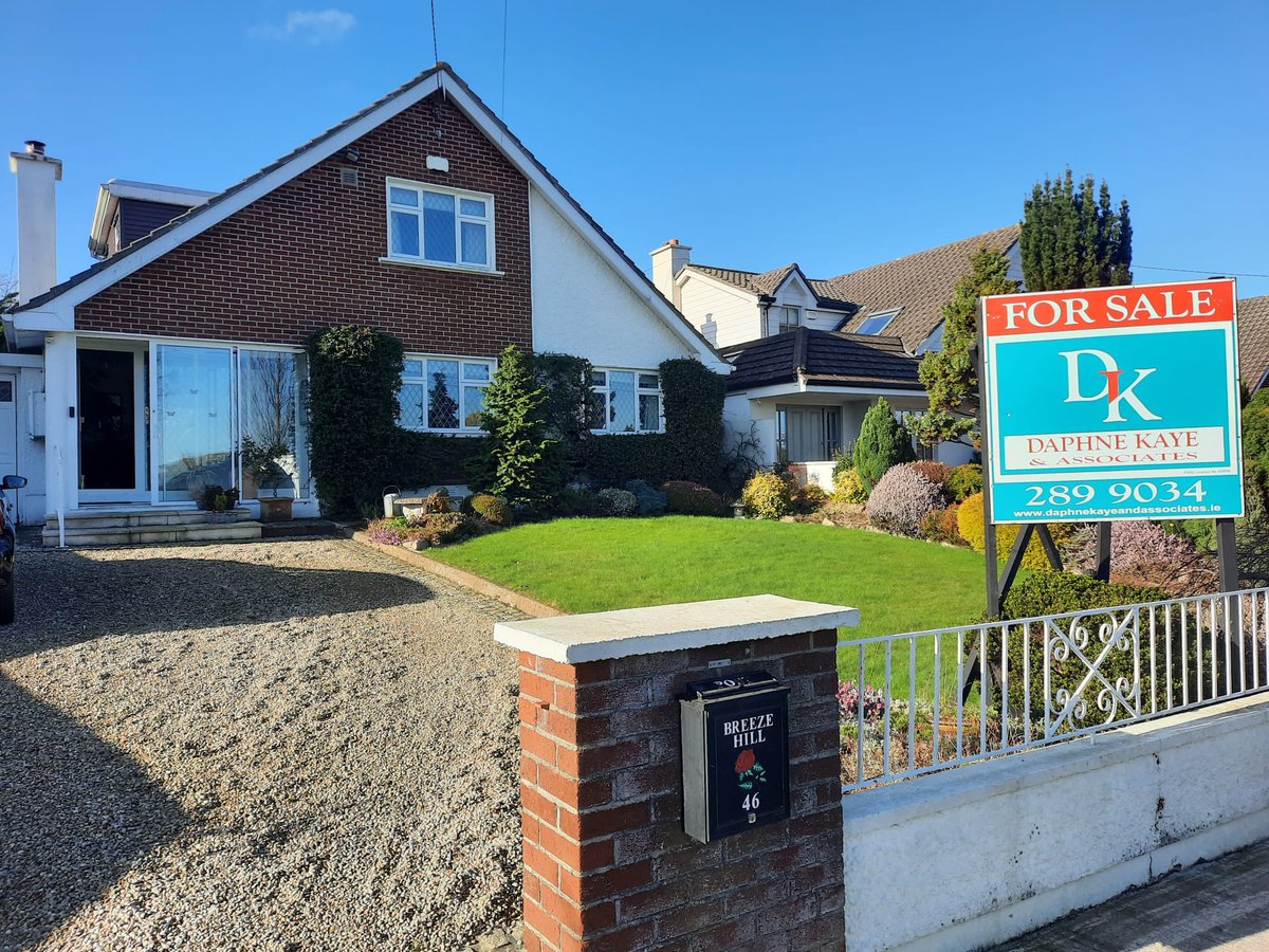 PropertiesDK's tweet image. ♦️𝐅𝐎𝐑 𝐒𝐀𝐋𝐄♦️ 

Breeze Hill, 
46 Joyce Avenue, 
Foxrock, 
Dublin 18, 
D18 W1W0
€1,100,000

Superbly well maintained and presented in excellent condition

daphnekayeandassociates.ie/items/breeze-h…  🏡

📞 𝘿𝙖𝙥𝙝𝙣𝙚

#foxrock #dublin #houseforsale #property @LoveSouthDublin #luas #m50 #DK