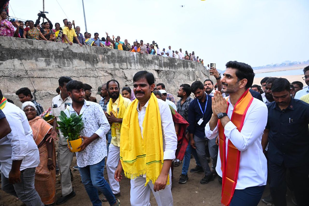 YuvaGalam tweet media