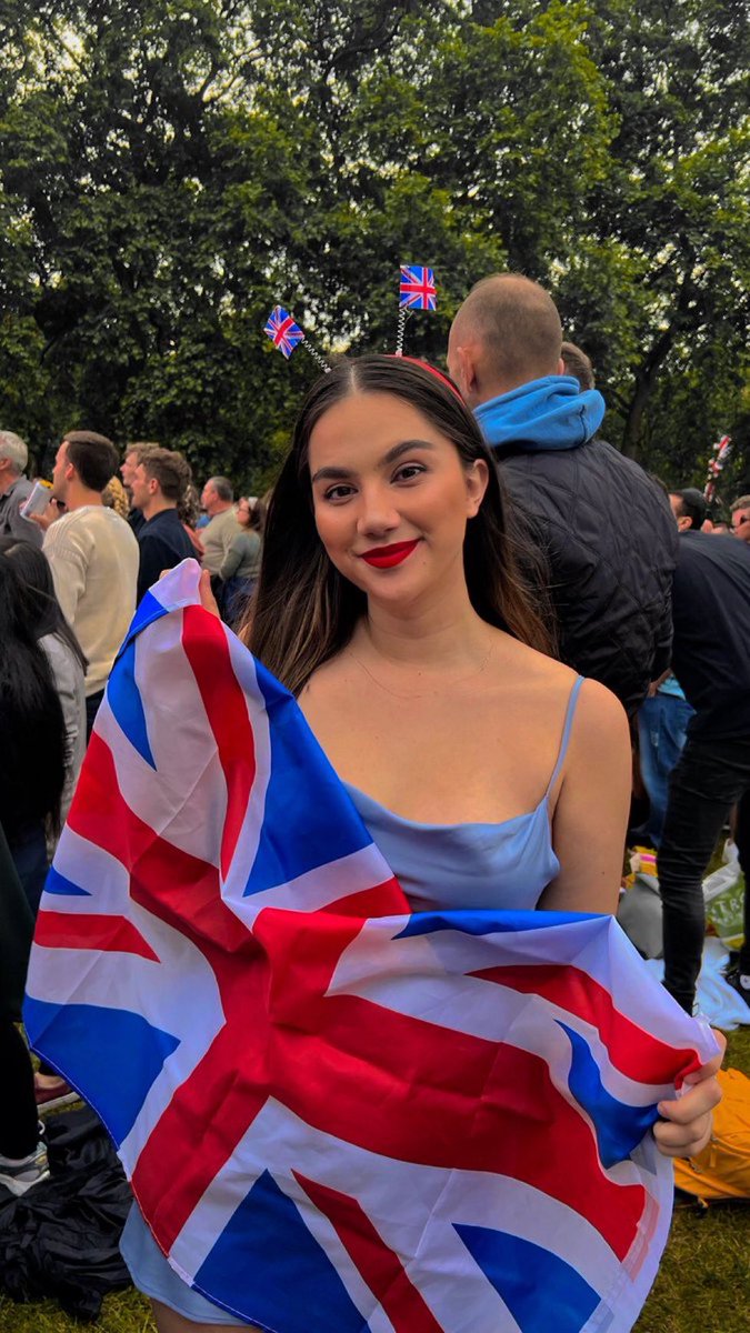 Samantha Smith tweet media