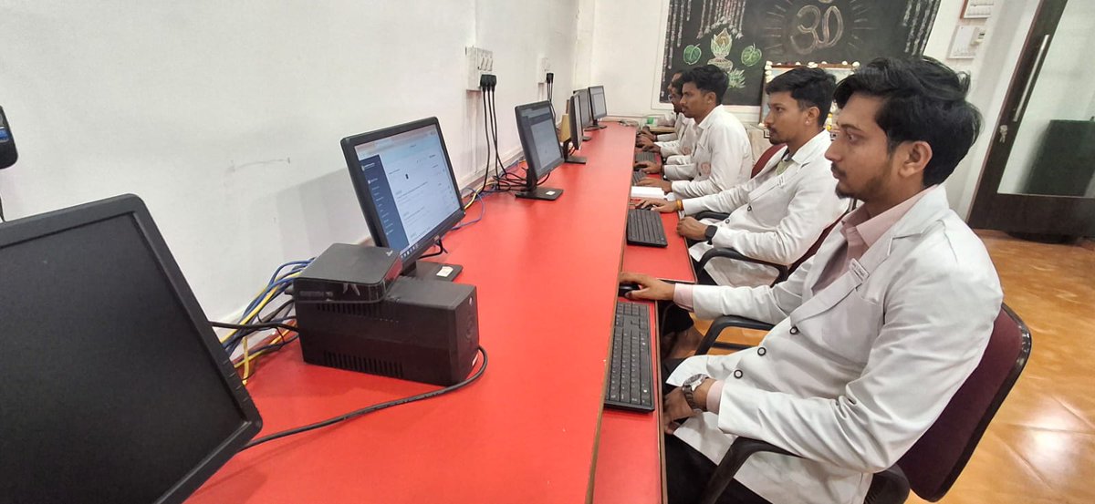 mmpharmacybgm's tweet image. On 27th February 2026, computer skill development programme was conducted in Maratha Mandal’s College of Pharmacy, Belagavi for post graduate students.

📞: +91 8088304085
🌐: mmpharmabgm05.in

#ComputerSkills #DigitalLearning #Helinet #RGUHS #ResearchSkills