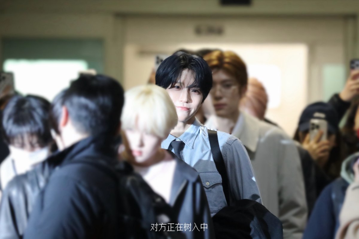 对方正在树入中 tweet media