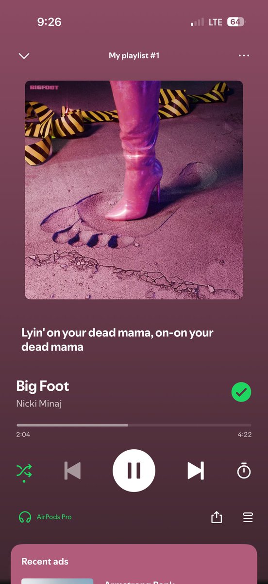 AnimeBarbz2002's tweet image. If I see #BigFoot this is what I,m going to say this to her ugly face horse face
  ,
 Lyin' on your dead mama, on-on your dead mama

#NickiMinaj #Barbz #MAGA #MagaBarbz