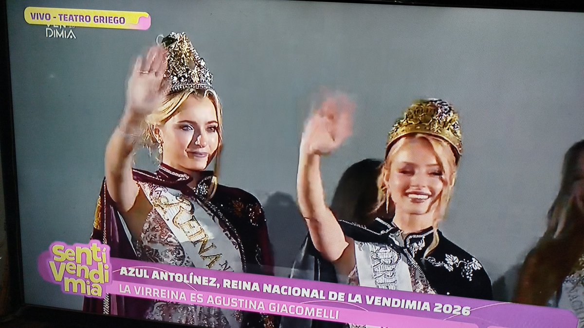 WALTERCIPRIANOM's tweet photo. Felicidades Azul Antolinez por su flamante coronación como Reina Nacional de la Vendimia 2026. 
De El Nihuil, San Rafael, Mendoza a un mundo en paz y con felicidad🍷 https://t.co/bOLzbVL7wf