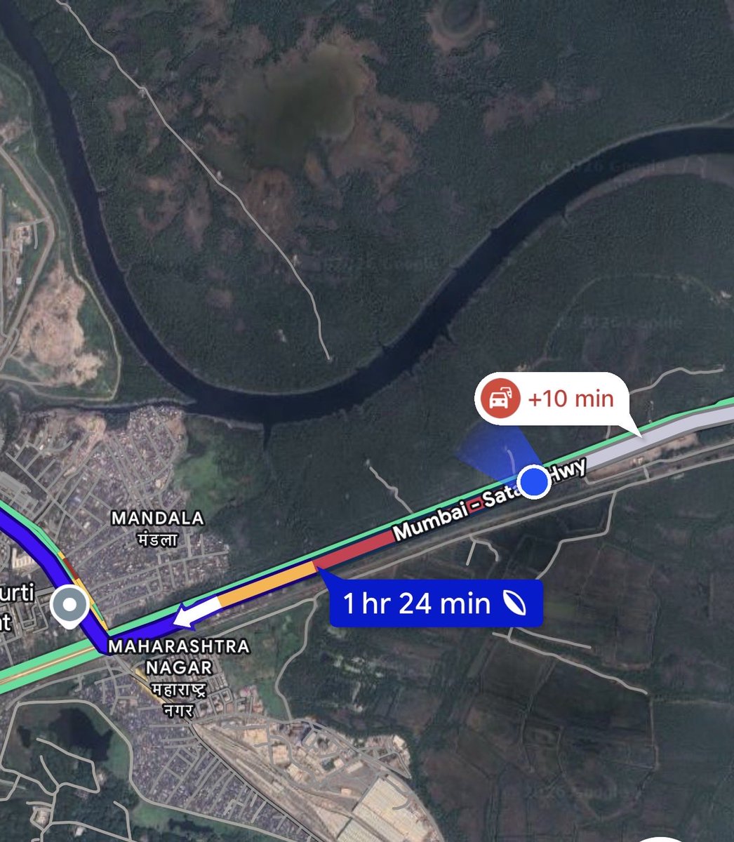 Huge traffic jam at Tata Power Junction, Mankhurd due to flyover construction. Road from Navi Mumbai has been narrowed with no proper diversion and no traffic police managing the junction. Commuters are spending 30+ minutes to cross. Please intervene. <a href="/MTPHereToHelp/">Mumbai Traffic Police</a> <a href="/mybmc/">माझी Mumbai, आपली BMC</a>