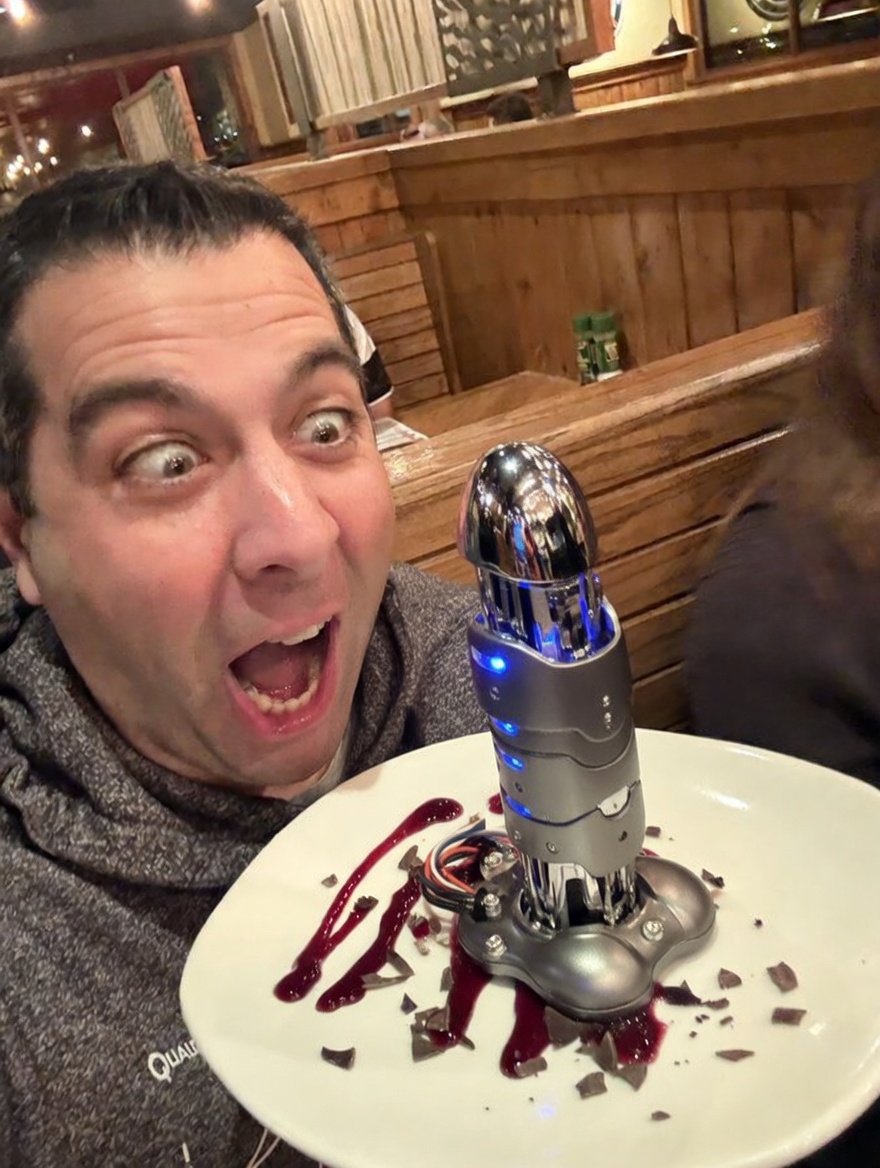 NobodyHasSpoken's tweet photo. @SmashJT @turtlesprt @K__Med @Outback #RoboCock https://t.co/PHY9TOLwVv