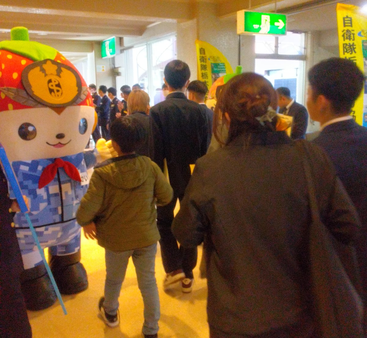 tochigi_pco's tweet photo. 【栃木県入隊・入校激励会】

４月から自衛隊で決意を新たにする姿に頼もしく感じました

#栃木地本　
#自衛隊 
#教育会館 https://t.co/7okMrVKhAN