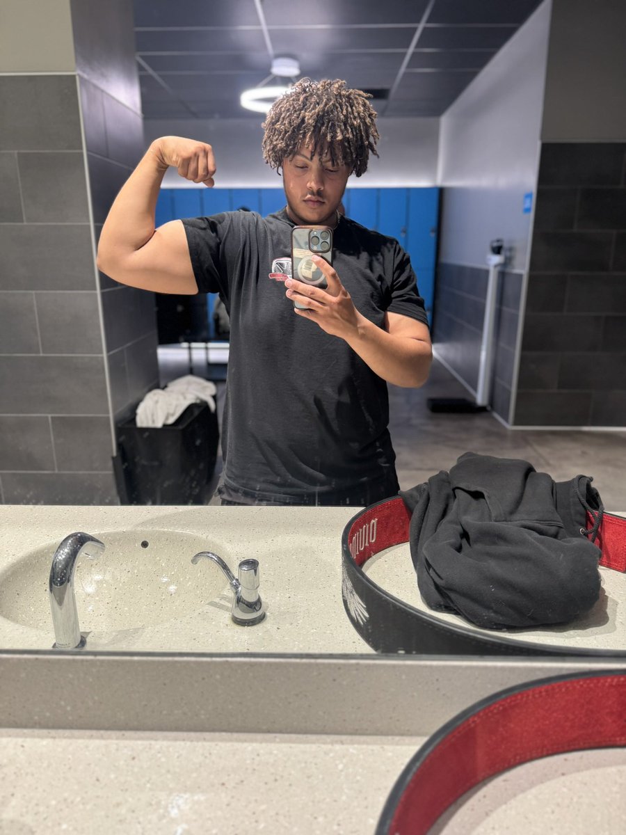 Untamedᵛᵗ tweet media